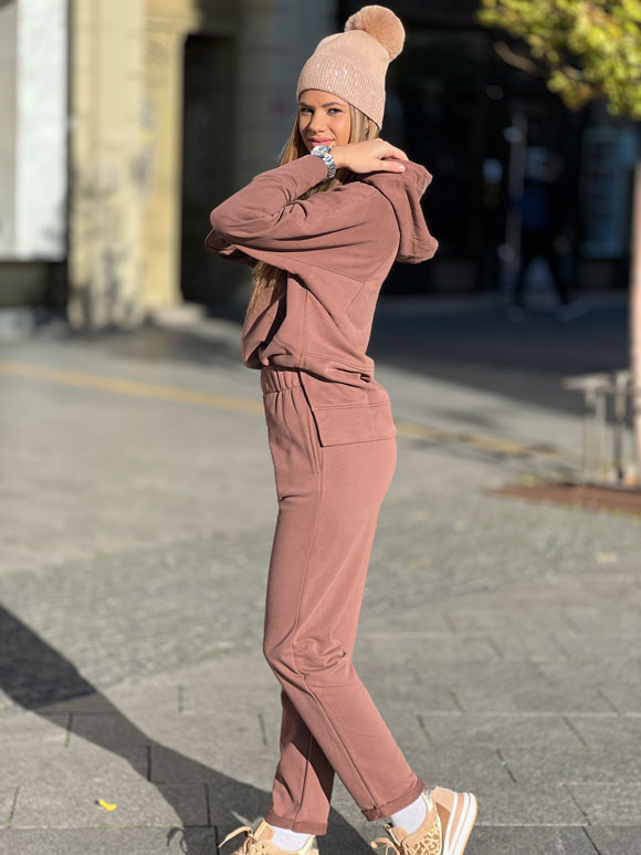 Ženska trenerka - Slika 2