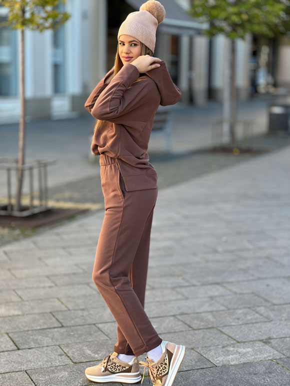 Ženska trenerka - Slika 4