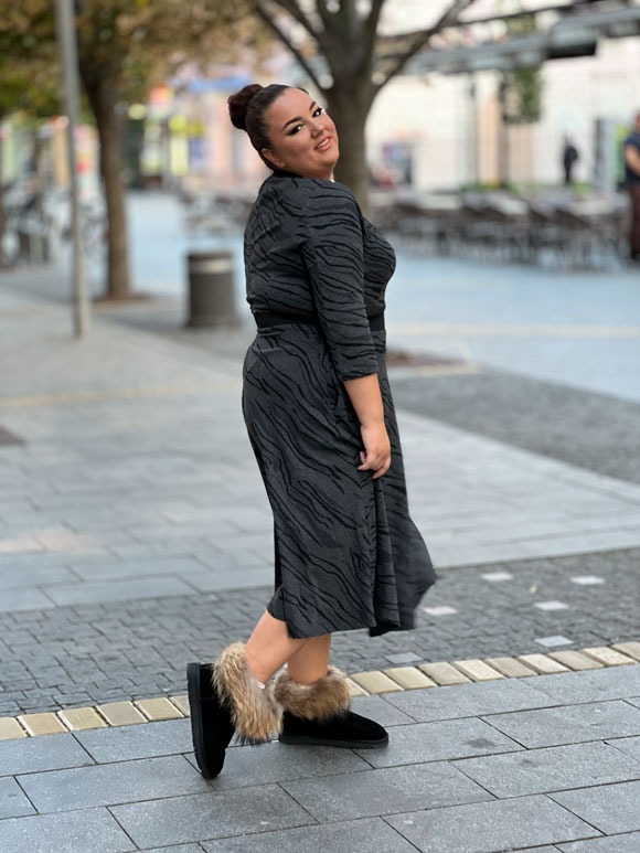 Plus size ženska haljina siva - Slika 2