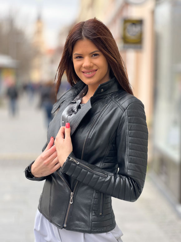 Ženska kožna jakna